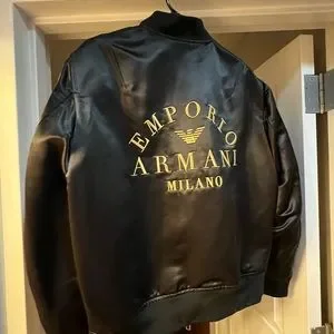 VIP【関税送料無料】希少 EMPORIO ARMANI BOMBER JACKET s_wp_63f2b49b52eee1ca664a8a1f.webp